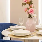 Luxury Wynalazek In Mokotow By Renters Prestige ורשה