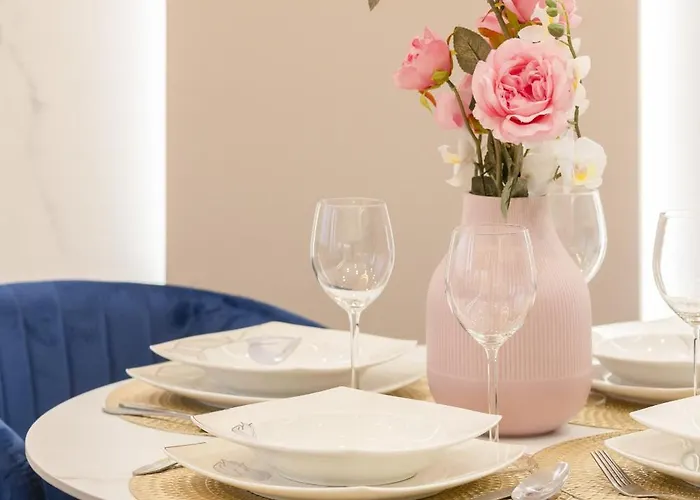 Luxury Wynalazek In Mokotow By Renters Prestige 바르샤바